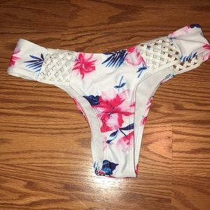 Cheeky bathing suit bottoms